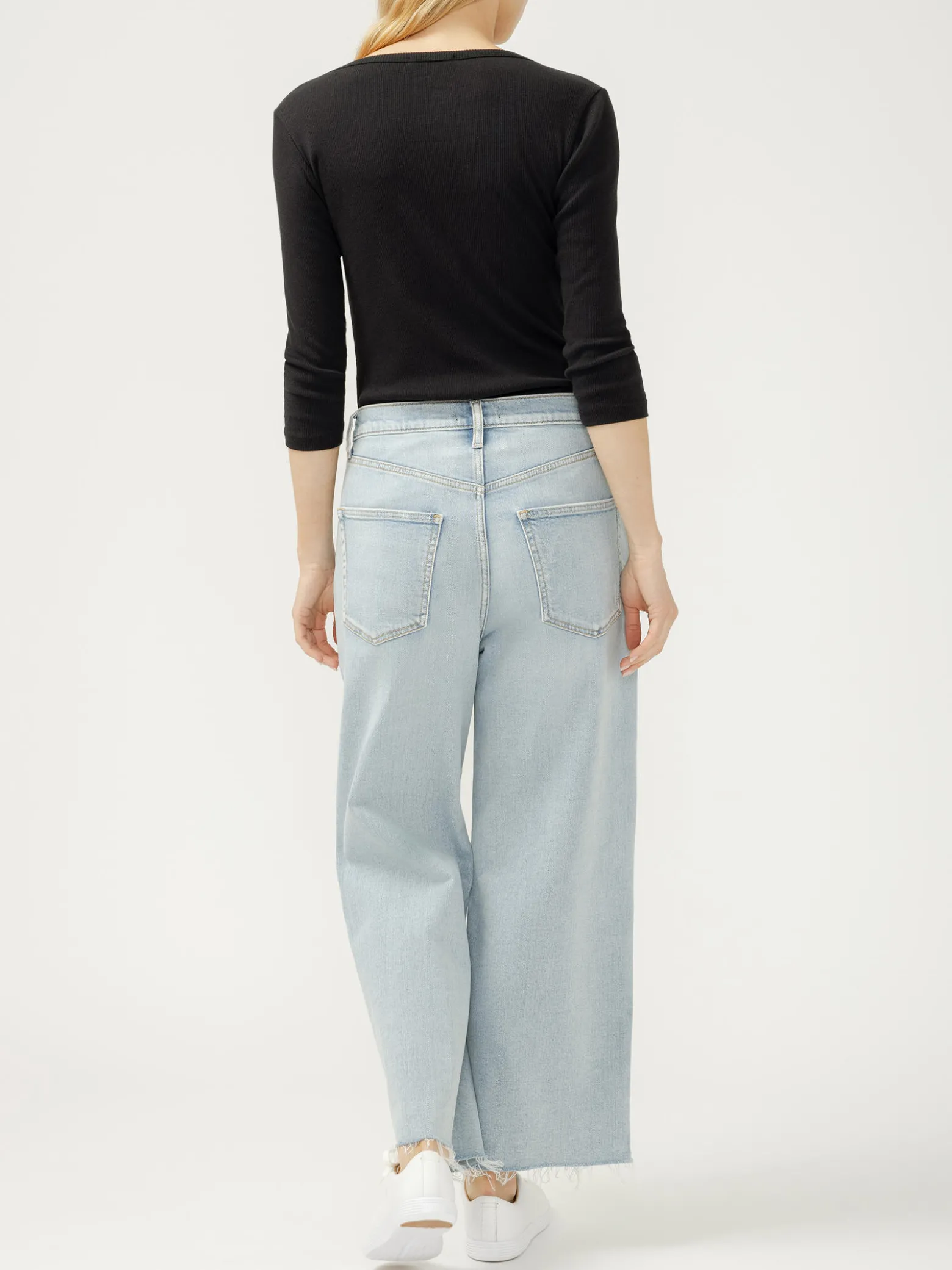 Be Easy High Rise Wide Leg Cropped Jeans