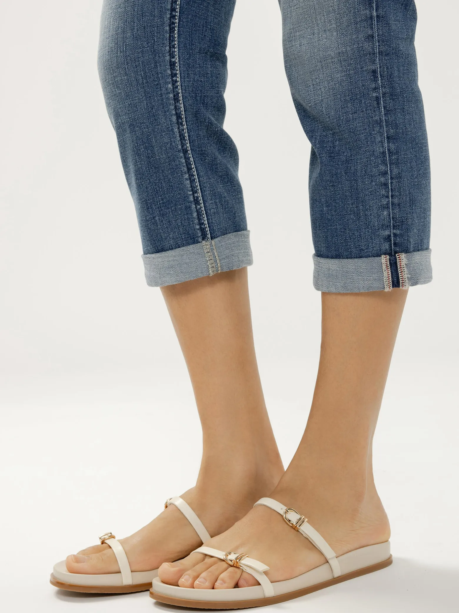 Elyse Mid Rise Americana Luxe Stretch Capri