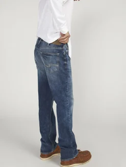 Gordie Loose Fit Straight Leg Jeans
