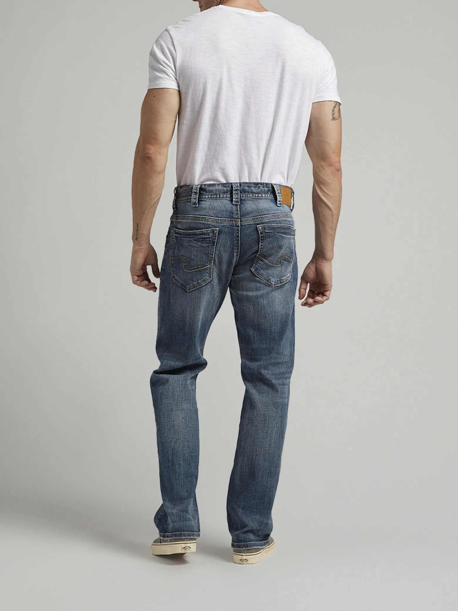 Gordie Loose Fit Straight Leg Jeans