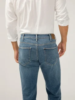 Grayson Classic Fit Straight Leg Jeans