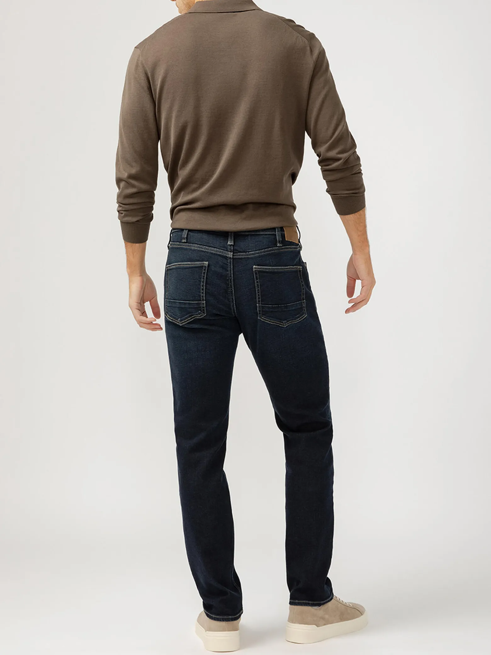 Konrad Slim Fit Slim Leg Jeans