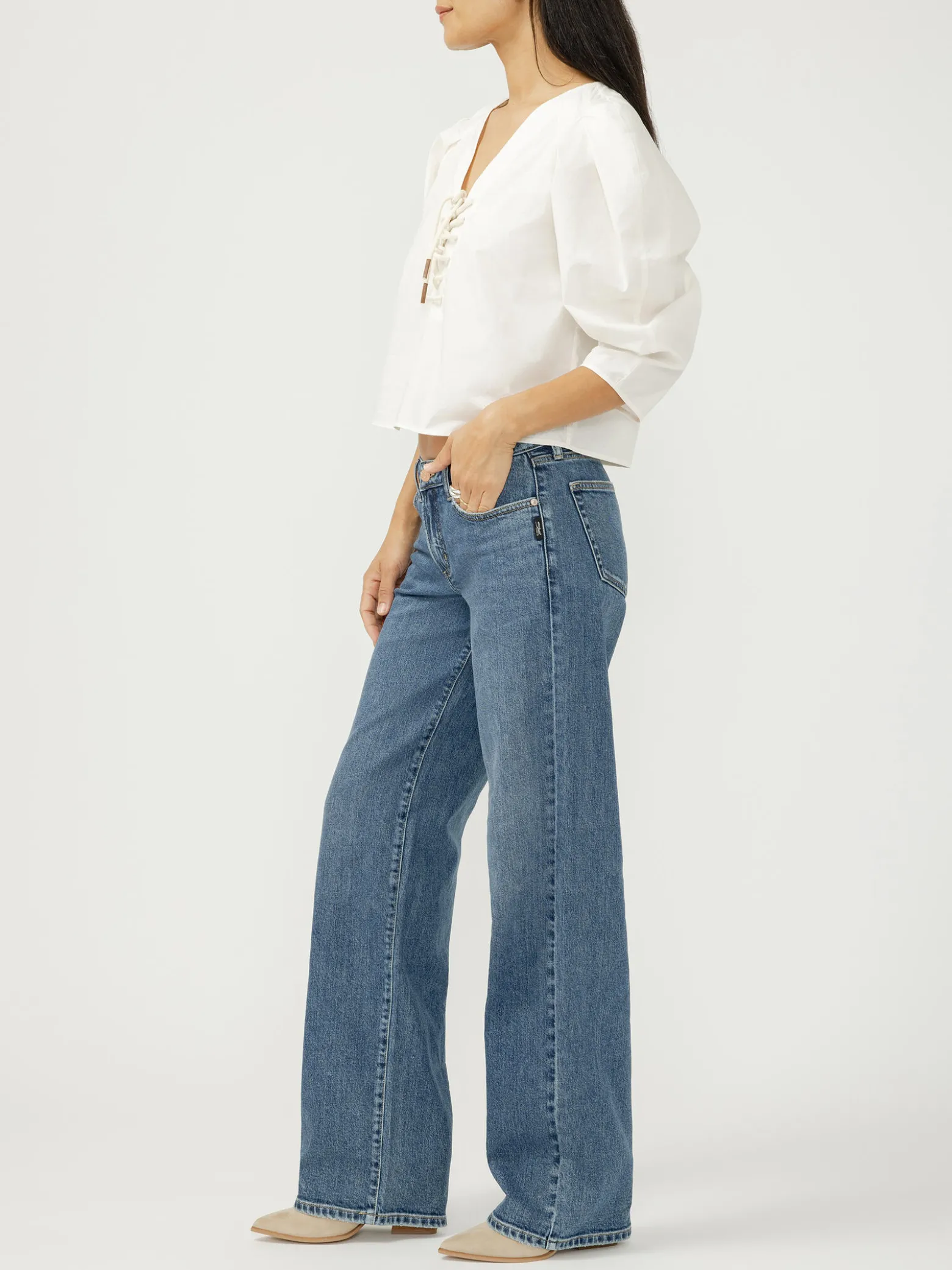 Loose & Low Low Rise Straight Leg Jeans