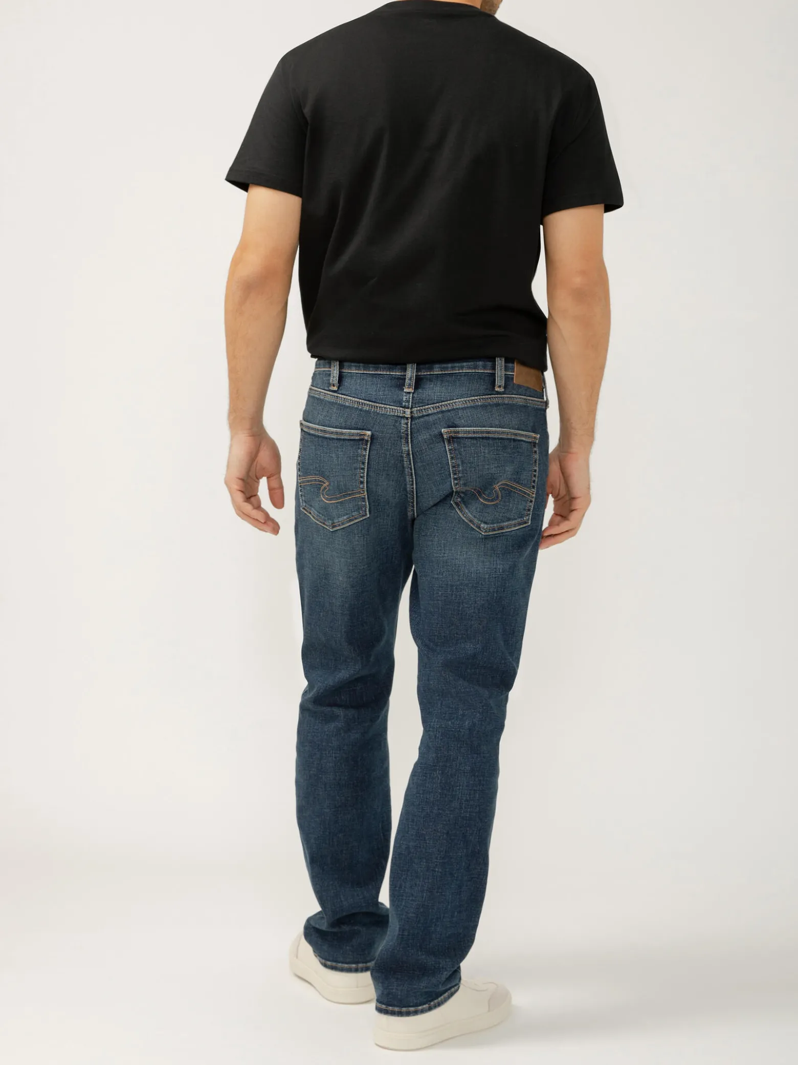 Machray Classic Fit Slim Straight Leg Luxe Heritage Jeans