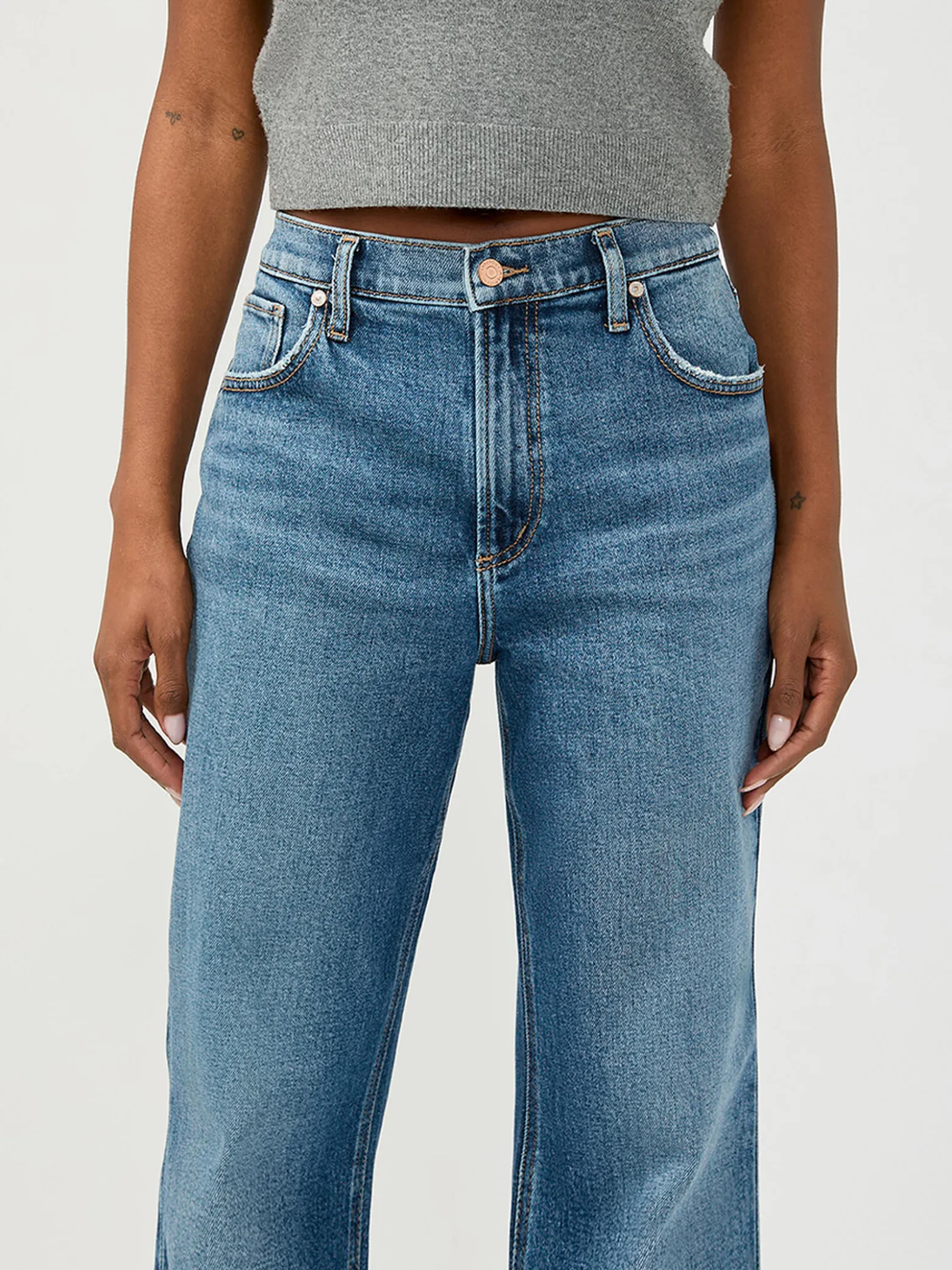 90s Baggy Mid Rise Bootcut Jeans