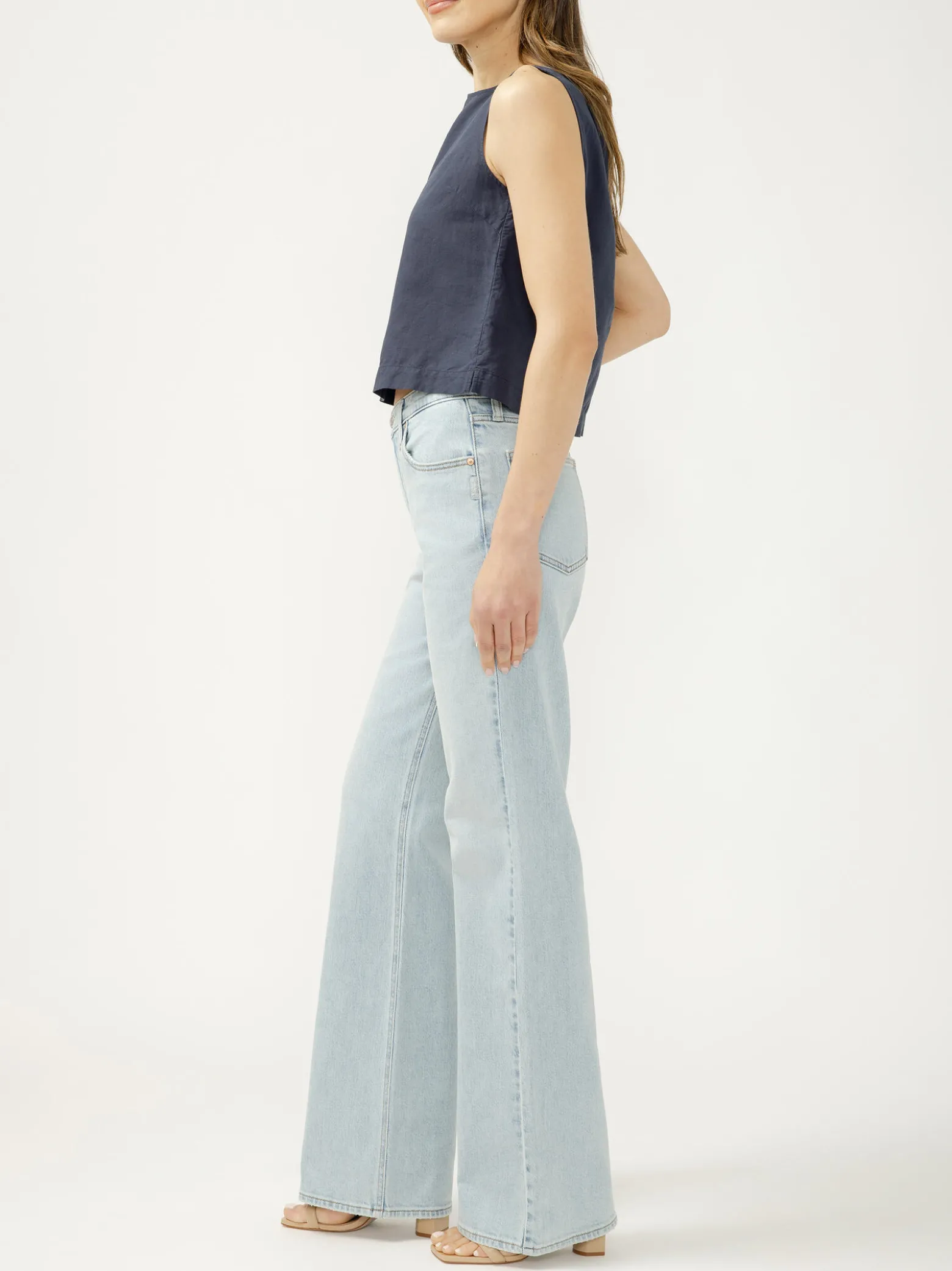 90s Mid Rise Baggy Bootcut Jeans