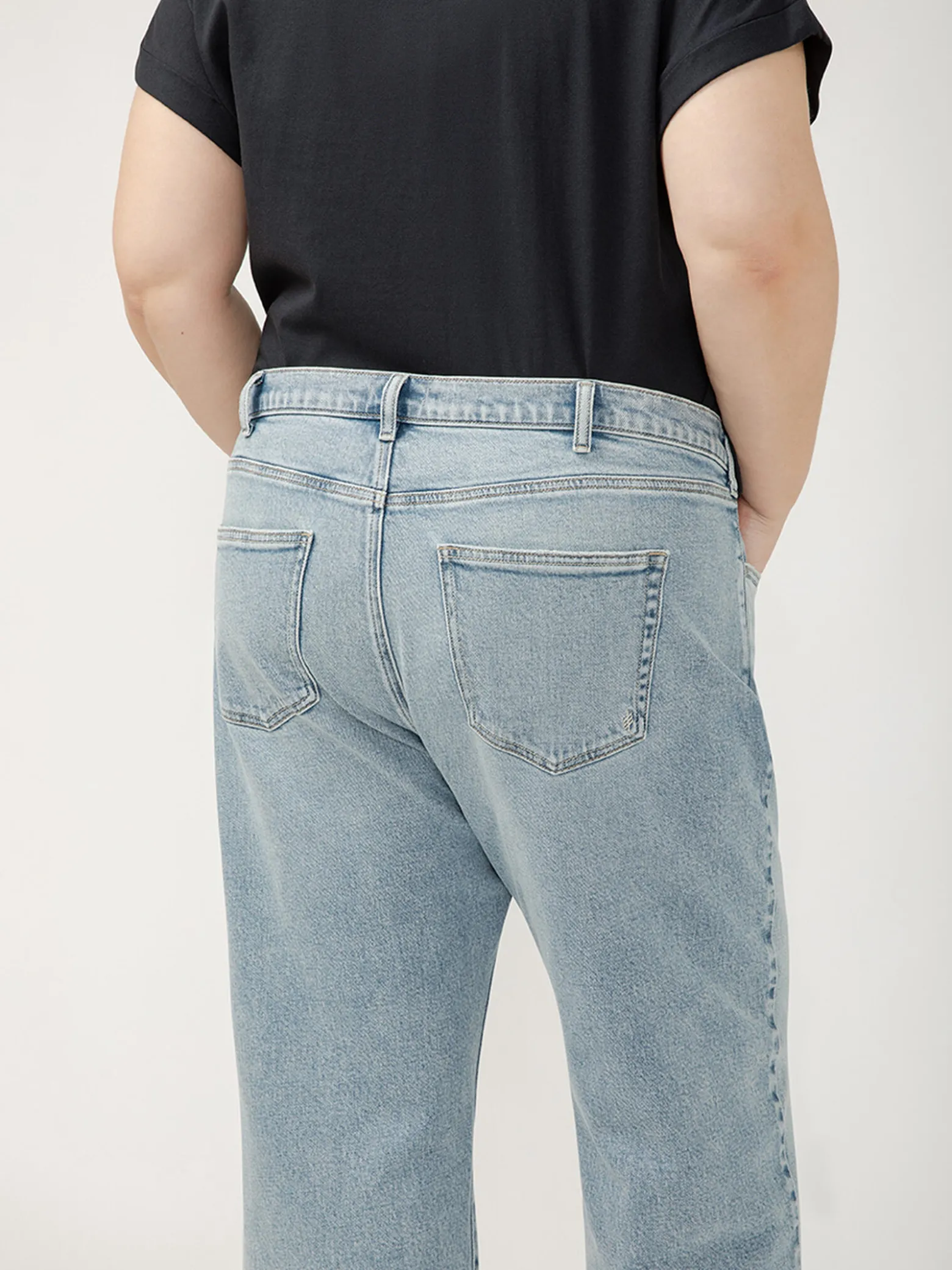 90s Relaxed Mid Rise Straight Leg Ankle Jeans Plus Size