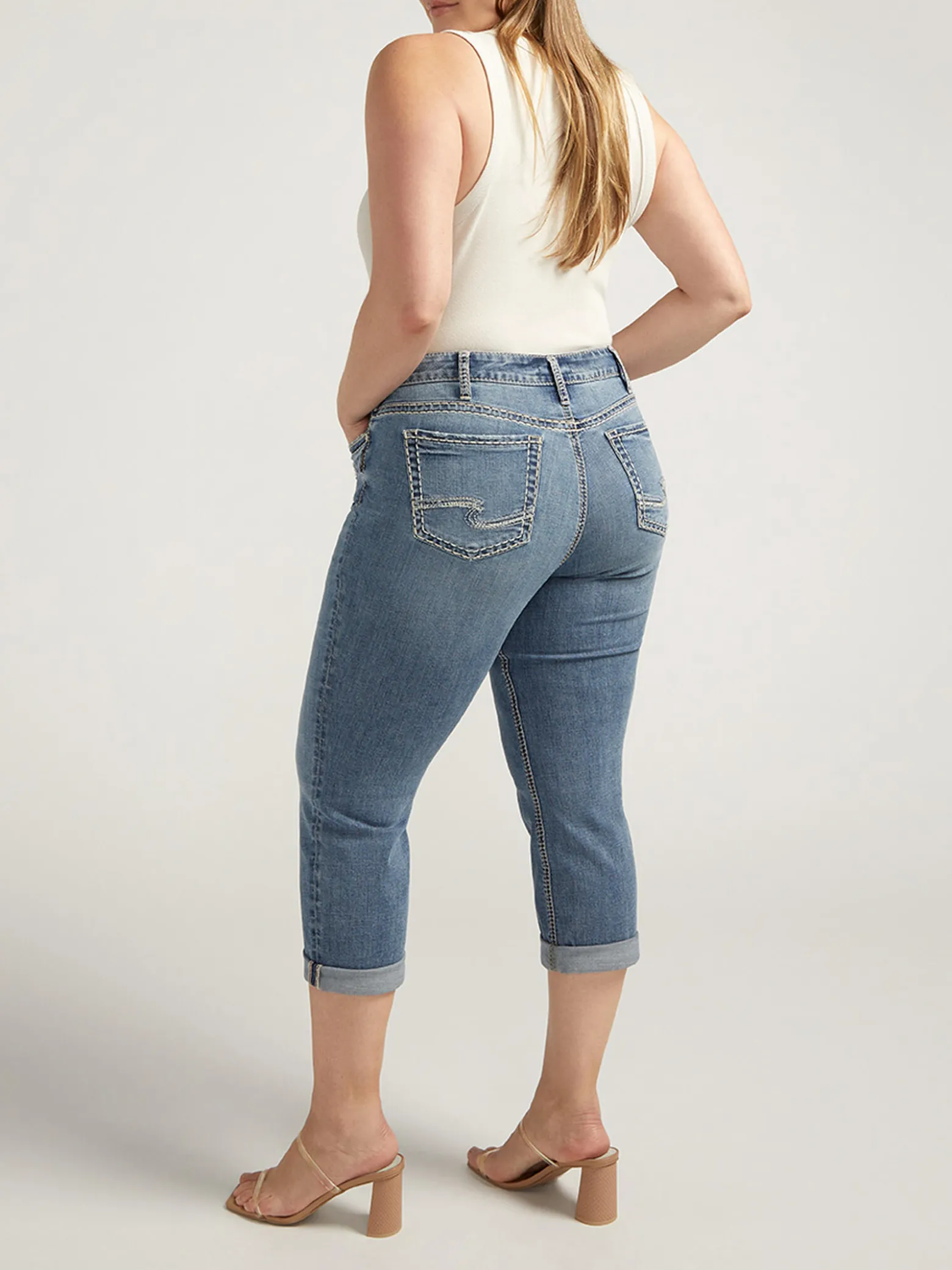 Suki Mid Rise Capri Plus Size