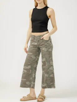 Suki Mid Rise Cropped Wide Leg Camo Jeans