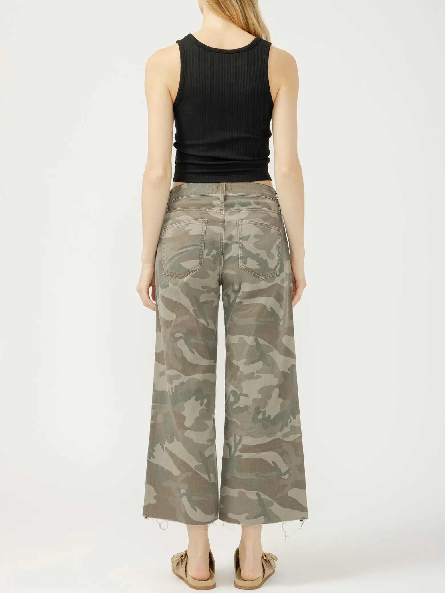 Suki Mid Rise Cropped Wide Leg Camo Jeans