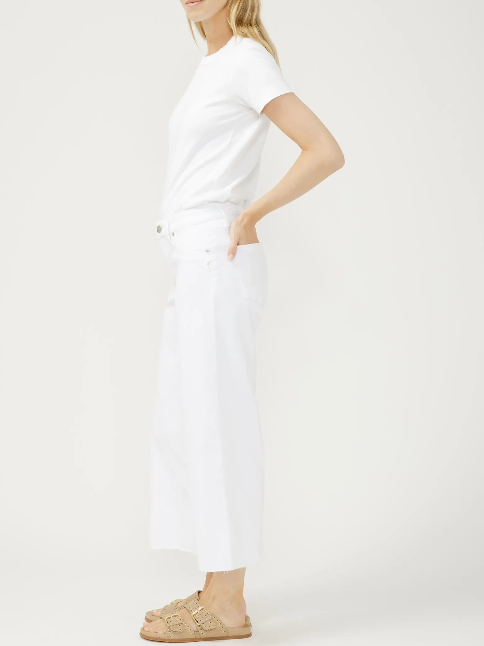 Suki Mid Rise Cropped Wide Leg Luxe Stretch Jeans