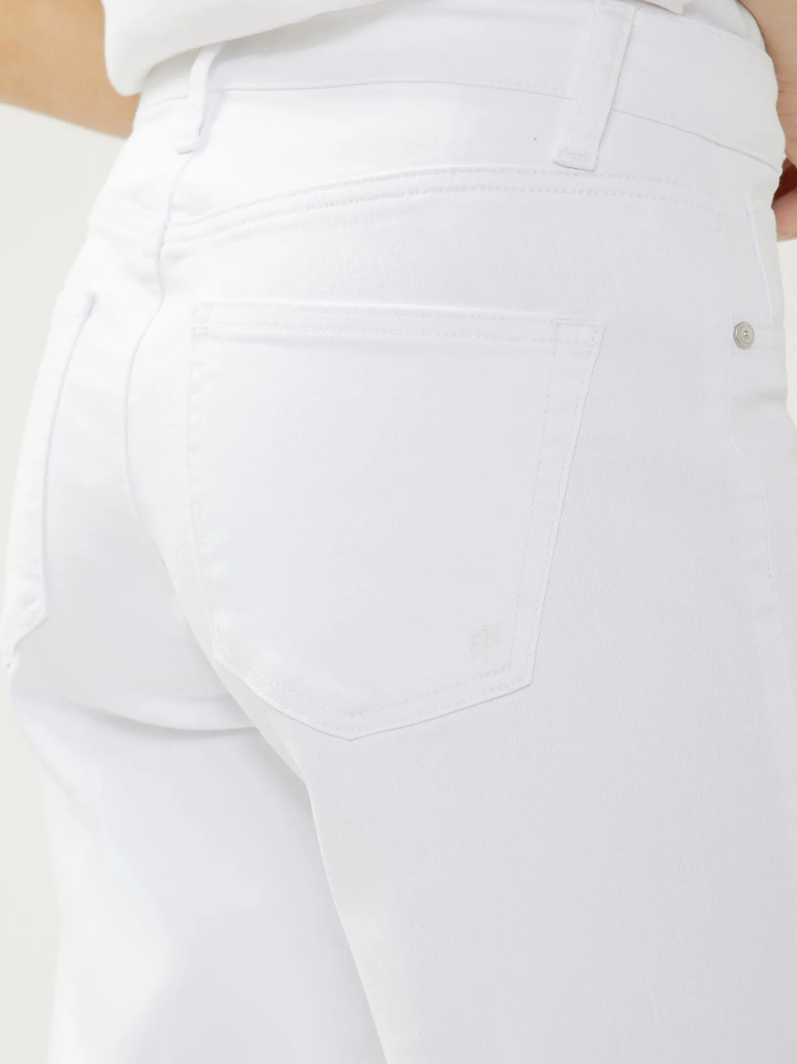 Suki Mid Rise Cropped Wide Leg Luxe Stretch Jeans