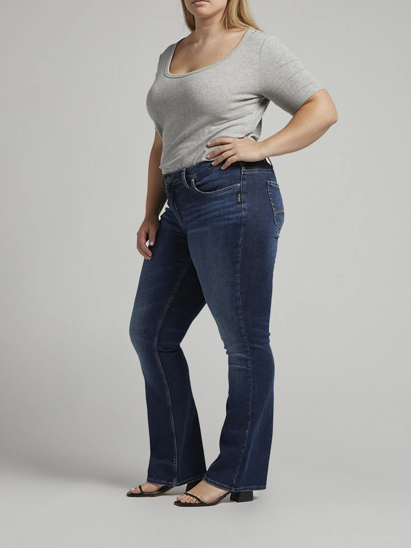 Suki Mid Rise Slim Bootcut Jeans
