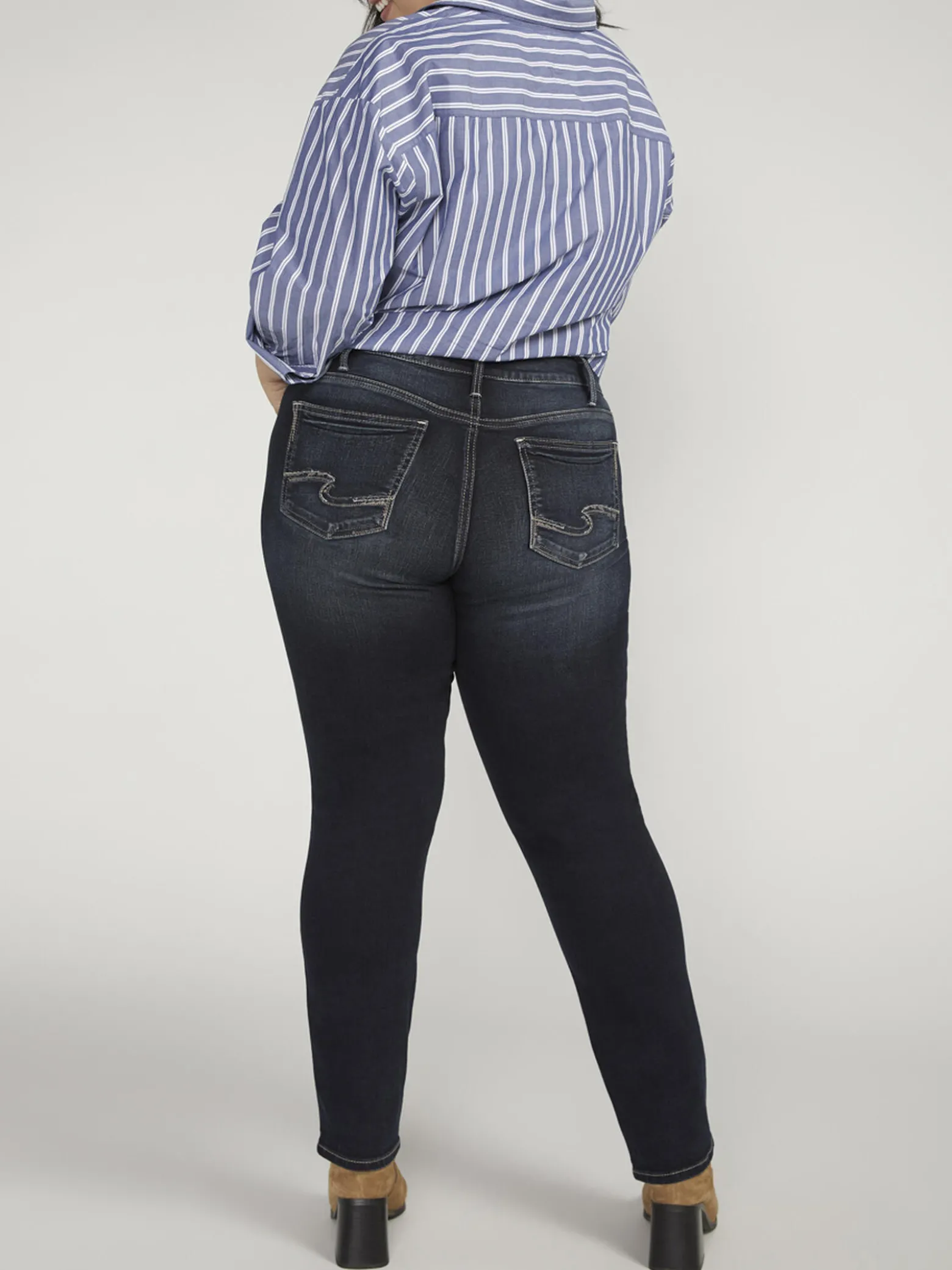 Suki Mid Rise Straight Leg Jeans Plus Size