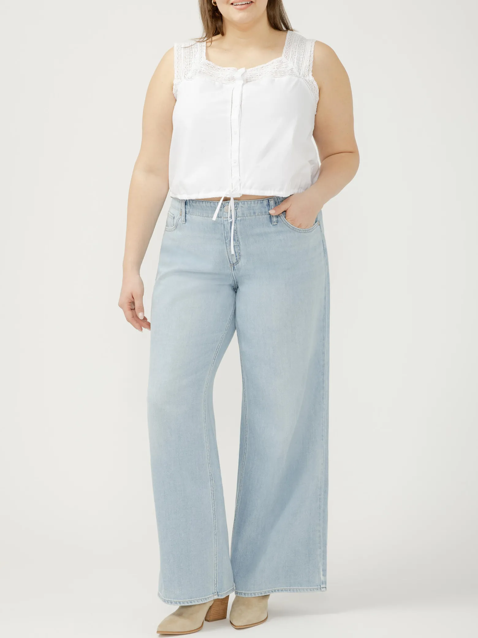 Suki Mid Rise Wide Leg Jeans Plus Size