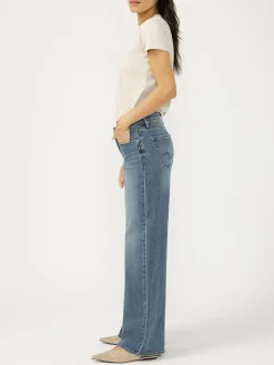 Suki Mid Rise Wide Leg Jeans