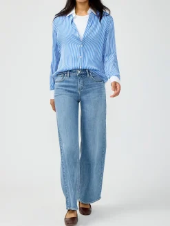 Suki Mid Rise Wide Leg Knit Flex Jeans