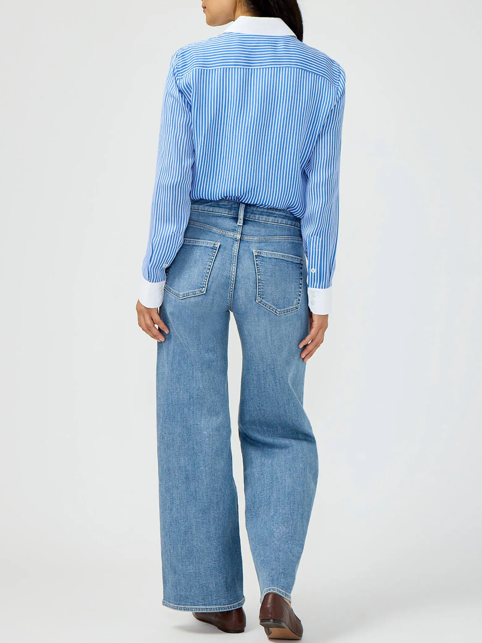 Suki Mid Rise Wide Leg Knit Flex Jeans