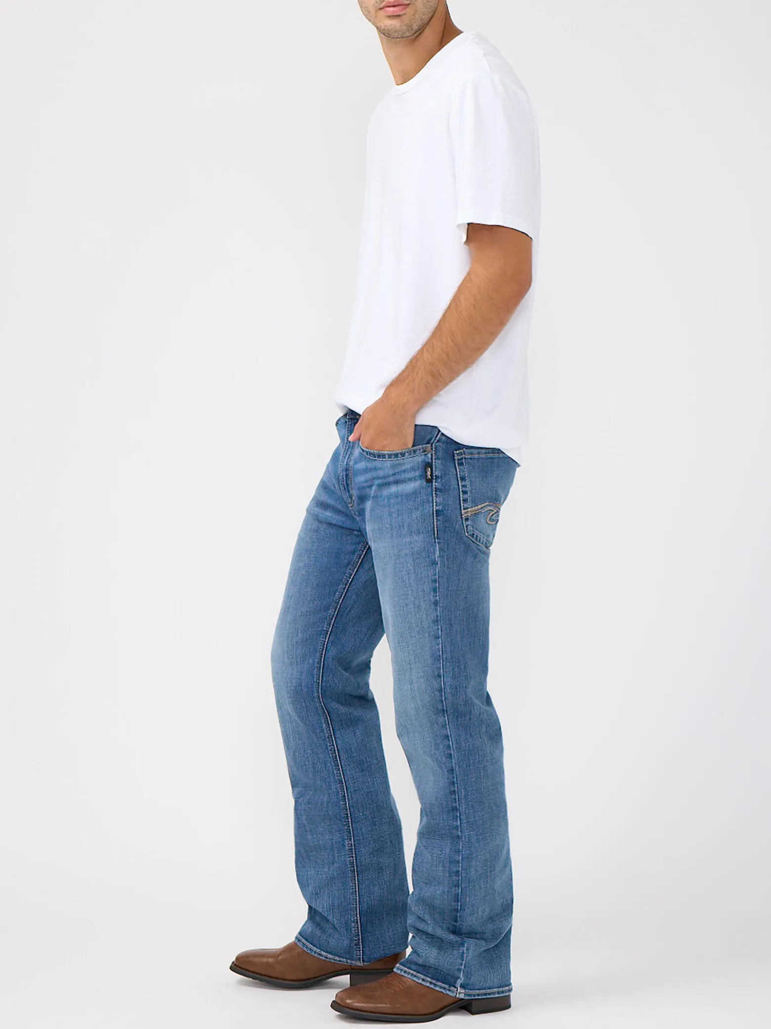 Zac Relaxed Fit Straight Leg Frontier Strong Jeans